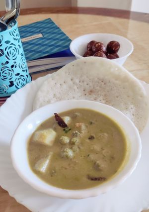 A picture of Mix Vegetable Korma.