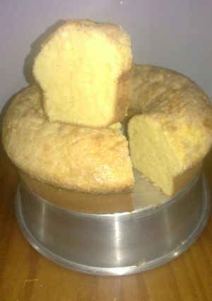 Una foto de Torta con flan de vainilla de cajita! 💯% esponjosa y altísima!