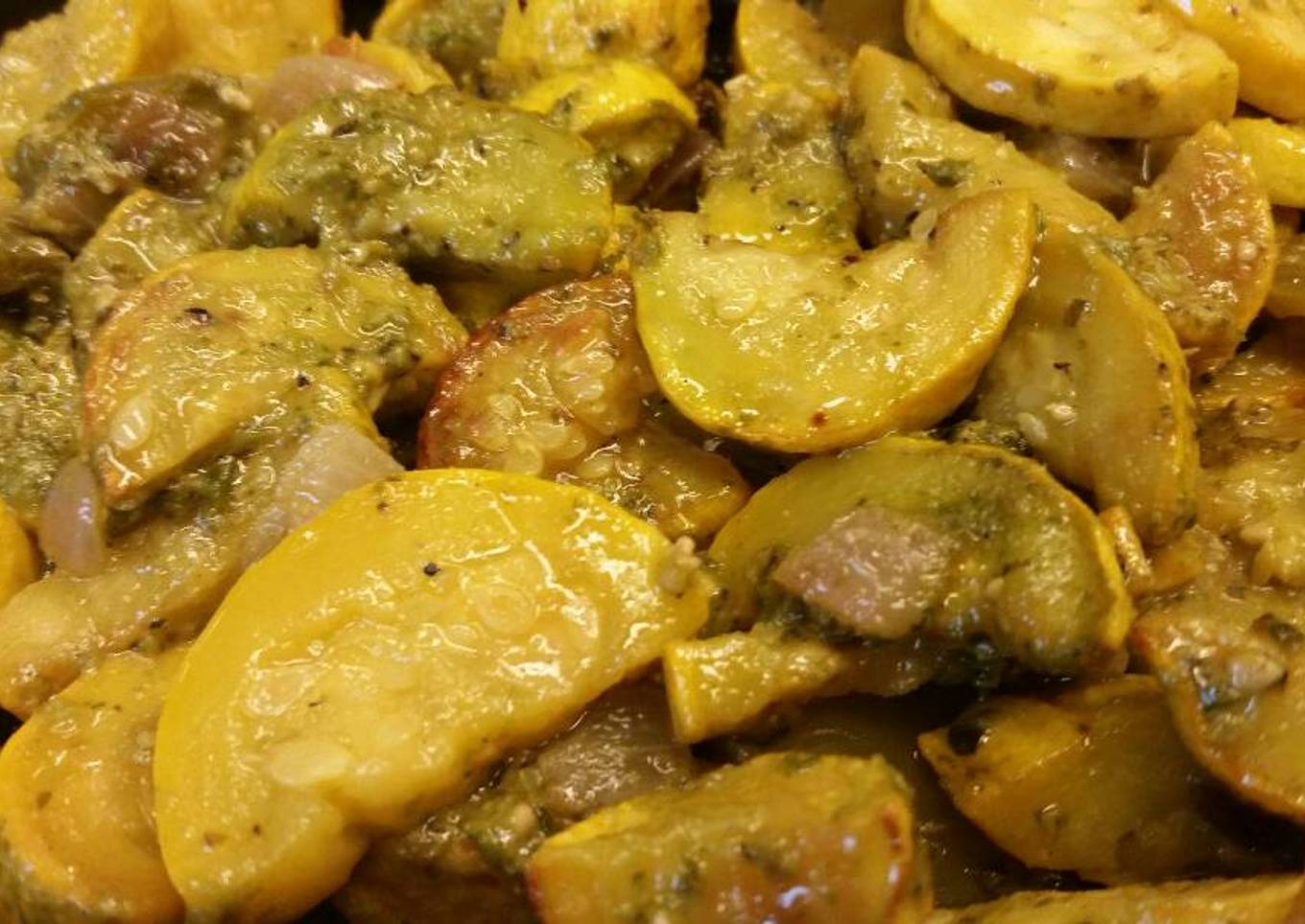 Saute Squash w/ Pesto