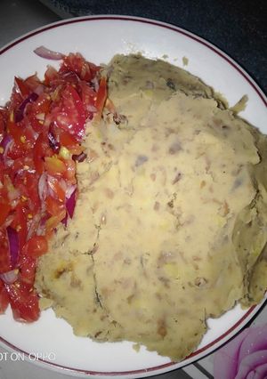 A picture of Mashed beans and potatoes.