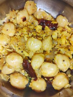 வெள்ளை கொண்டைக்கடலை சுண்டல்(sundal recipe in tamil) செய்முறை முக்கிய புகைப்படம்