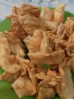 Foto resep Pangsit goreng kriuk isi sempol ayam