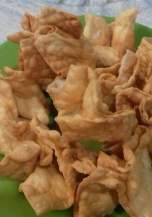 Foto resep Pangsit goreng kriuk isi sempol ayam