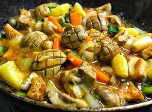 Hình của món Cật heo xào rau củ.