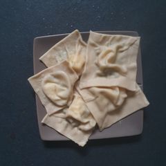 A picture of Ricotta Cheese Spinach Ravioli.