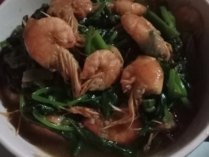 Langkah Gampang Membikin Resep Cah kangkung udang saus tiram yang Enak Banget Anti Ribet, Lezat