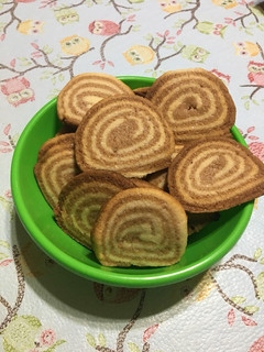 Una foto de Galletitas marmoladas espiral