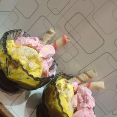 A picture of Mango ice-cream & strawberry ice-cream.