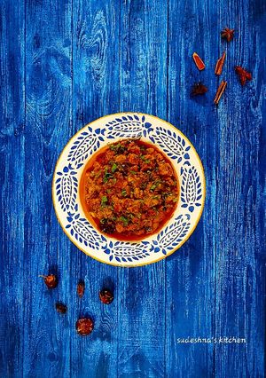 A picture of Elephant Yam (Suran) cooked with Shrimps.