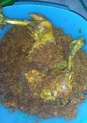 Foto resep Ayam Goreng bumbu kelapa