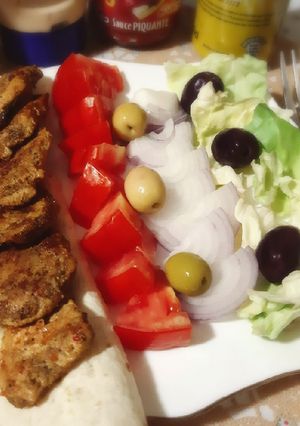Une photo de Chawarma a l'assiette 🌯