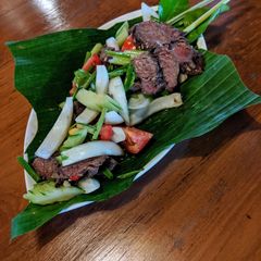 A picture of Yum Nue Yang (Thai Beef Salad).