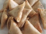 Gambar samosa kentang ayam
