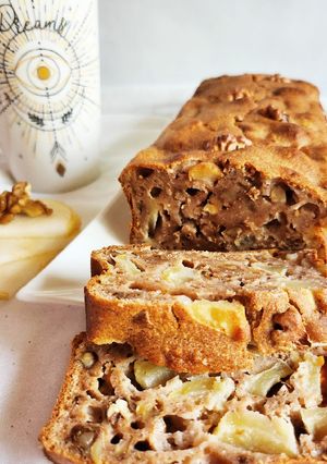 Une photo de Cake pomme Cannelle & noix