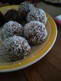Cocadas de cacao y garbanzo