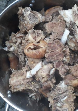 A picture of Boiled goat meat.