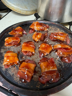 A picture of BBQ Bacon Wrapped Chicken Livers.