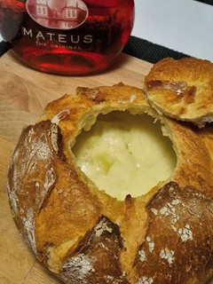 Una foto de 🧀Fondue de queso🧀🇫🇷