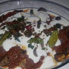 A picture of Baigan borani.