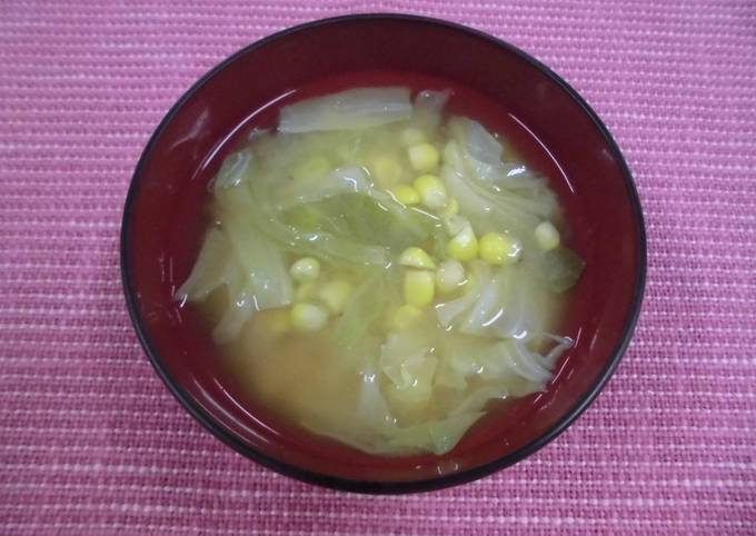 Recipe of Homemade Miso soup with corn and cabbage