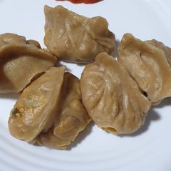 A picture of Paneer Momos.