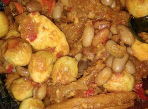 Foto resep Kerecek kerupuk kulit, telor puyuh mix kacang merah