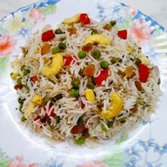 A picture of Vegetable Pulao.