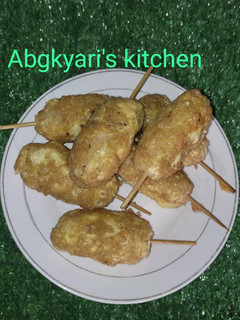 A picture of Skewered yamballs.