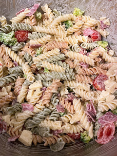A picture of Bacon Cheddar Ranch Pasta Salad.