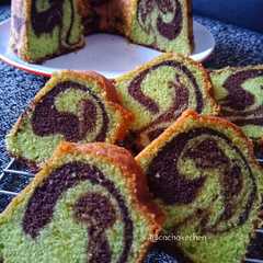 รูปของ Pandan Cokelat Marmer Cake