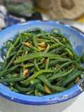 Pelecing kacang lilit