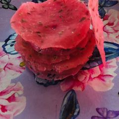 Beetroot rice papad A picture of Beetroot rice papad.