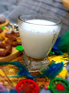 عکسی از دستور دمنوش بادام (چای بادام)