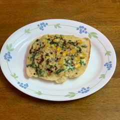 A picture of Veg chilli cheese toast.