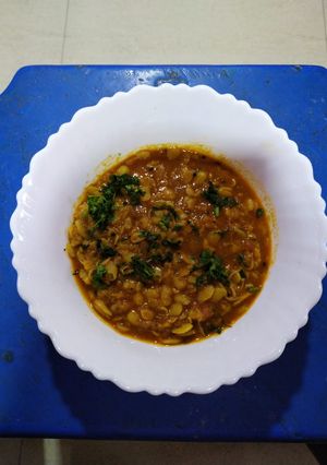 A picture of मोड आलेल्या वालाची स्पेशल भाजी.