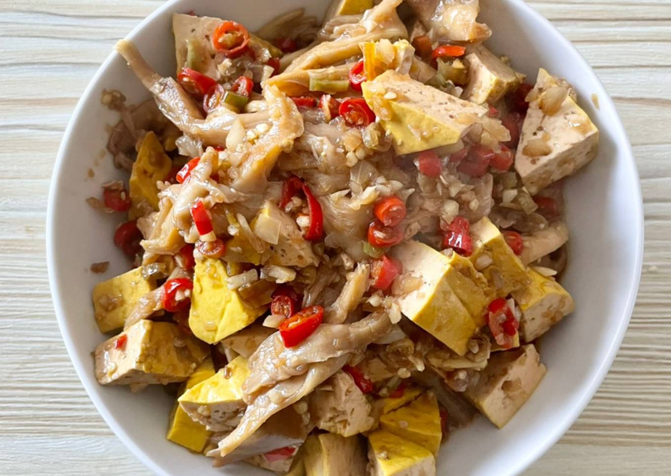 Semur jamur tahu