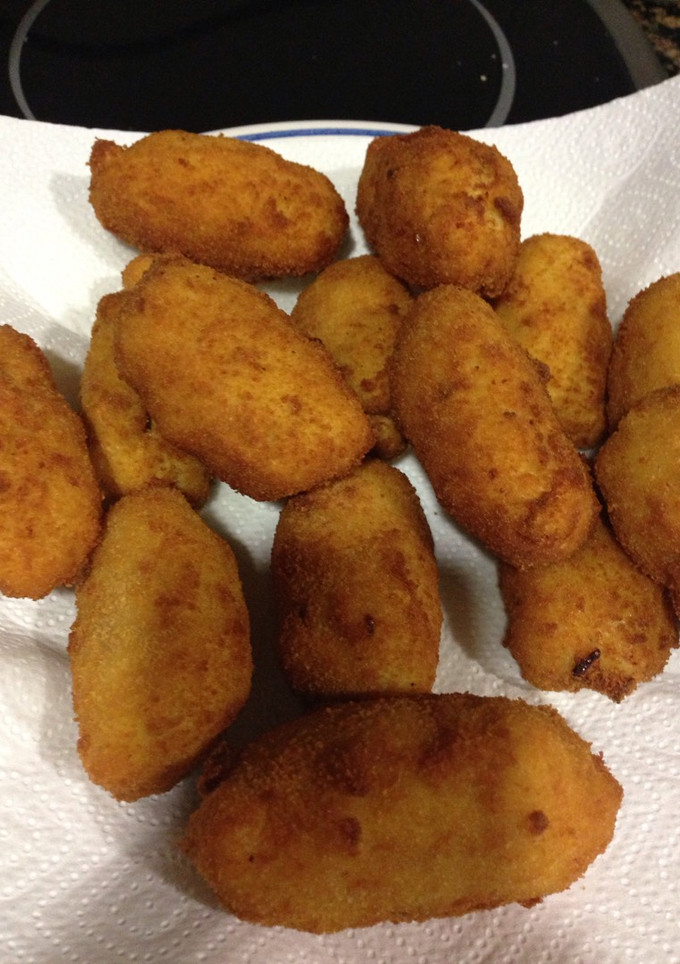 Una foto de Croquetas de pollo a l'ast