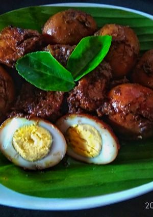 Foto resep Telur & tahu bumbu kluwak
