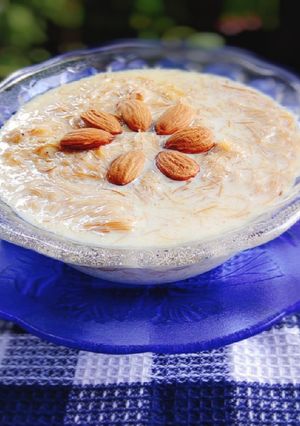 સેવૈયા(seviya recipe in Gujarati) રેસીપી મુખ્ય ફોટો