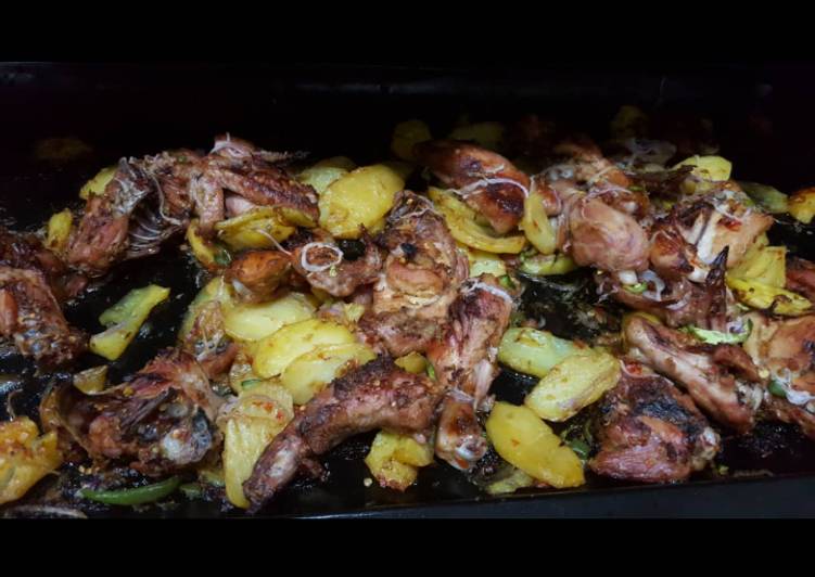 Tasty And Delicious of Grilled chicken and Irish potatoes