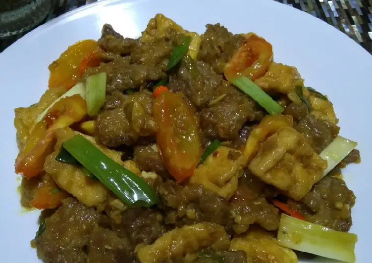 Resep Mudah Stir Fried Beef with Tofu (Tumis Daging Tahu) Paling Enak