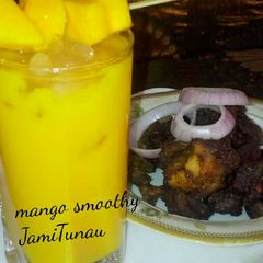 A picture of Mango smoothy.