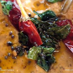 A picture of Tomato garlic chutney.