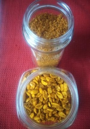 A picture of Dabeli Masala and Masala Singh.
