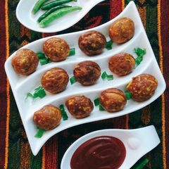 Methi Spring Onion Bhajiya A picture of Methi Spring Onion Bhajiya.