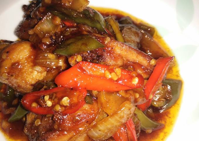 Ayam goreng saus mentega