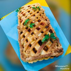 A picture of Whosayna’s Steak and Veggies Pie.