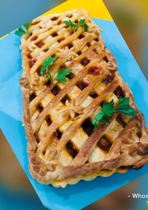 A picture of Whosayna’s Steak and Veggies Pie.