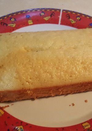 Una foto de Bizcocho fácil de limón