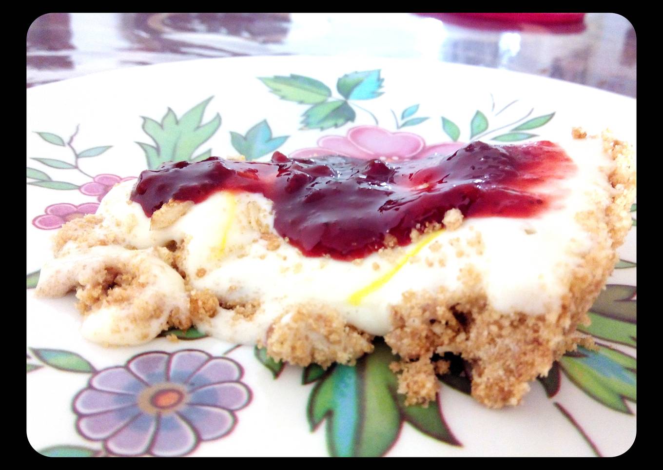 Quick Chilled Lime Pie Topped Strawberry